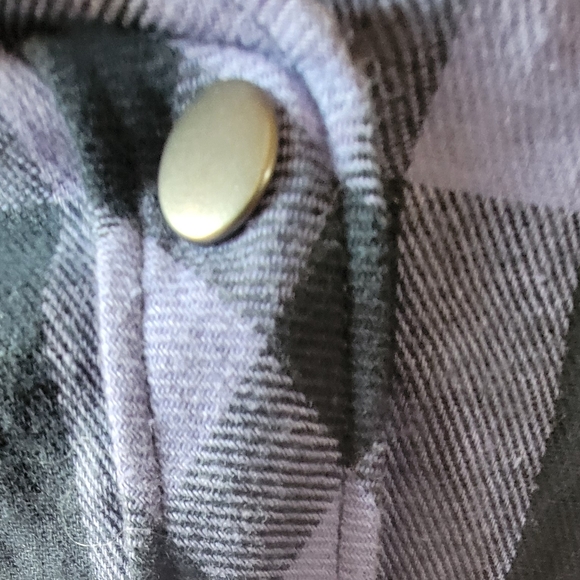 BIT & BRIDAL Women's Plaid Western top Size L. Purple/Black w/ Rhinestone collar - Picture 3 of 9